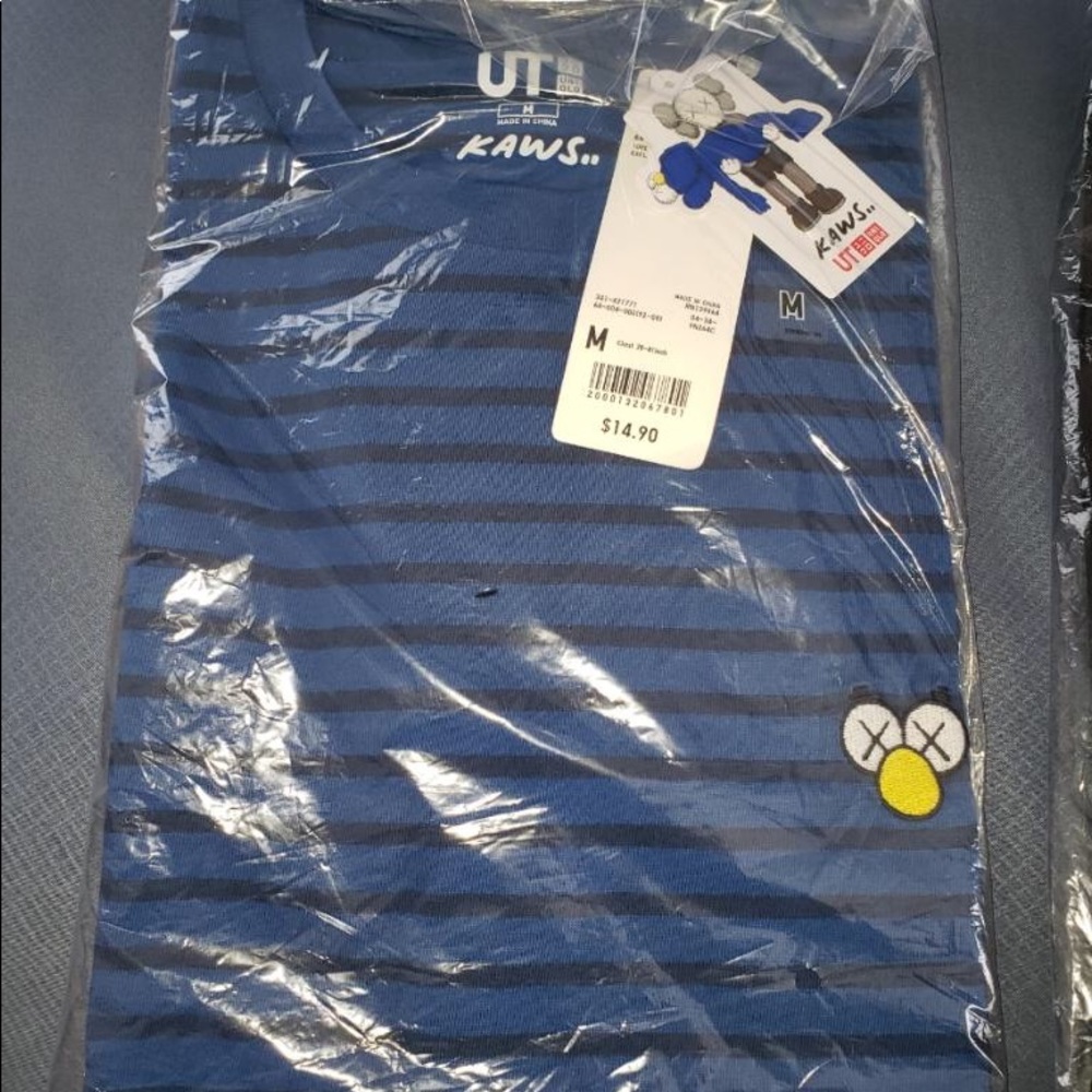 Kaws X Uniqlo Tee Bundle
